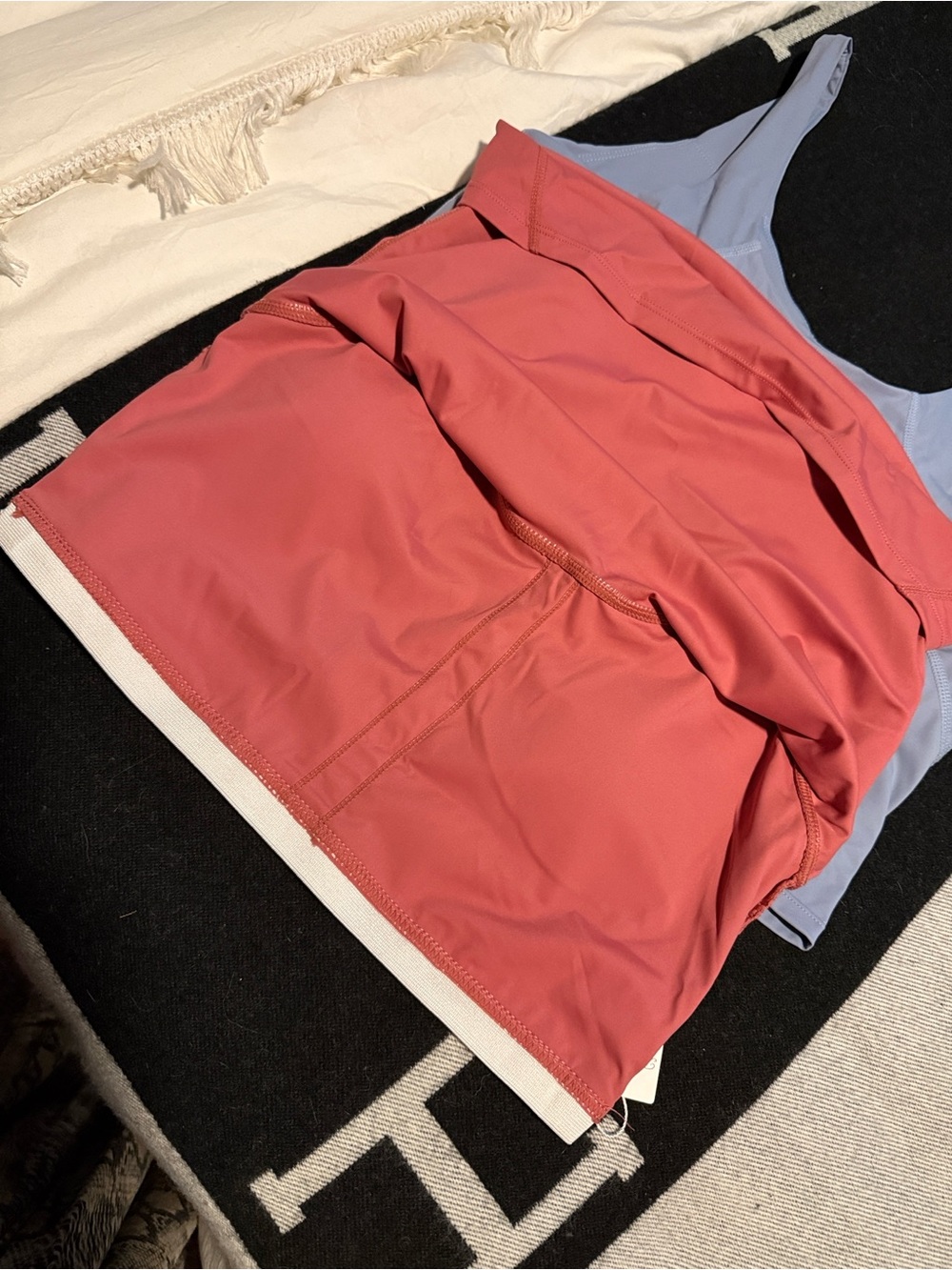 2 Women’s Athletic Crop Tank Sports Bra Tops Size Medium